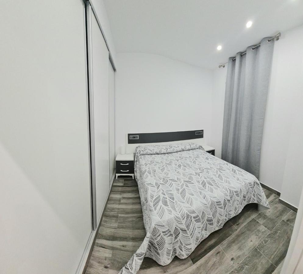 Apartamentos Desamparados Murcia Esterno foto